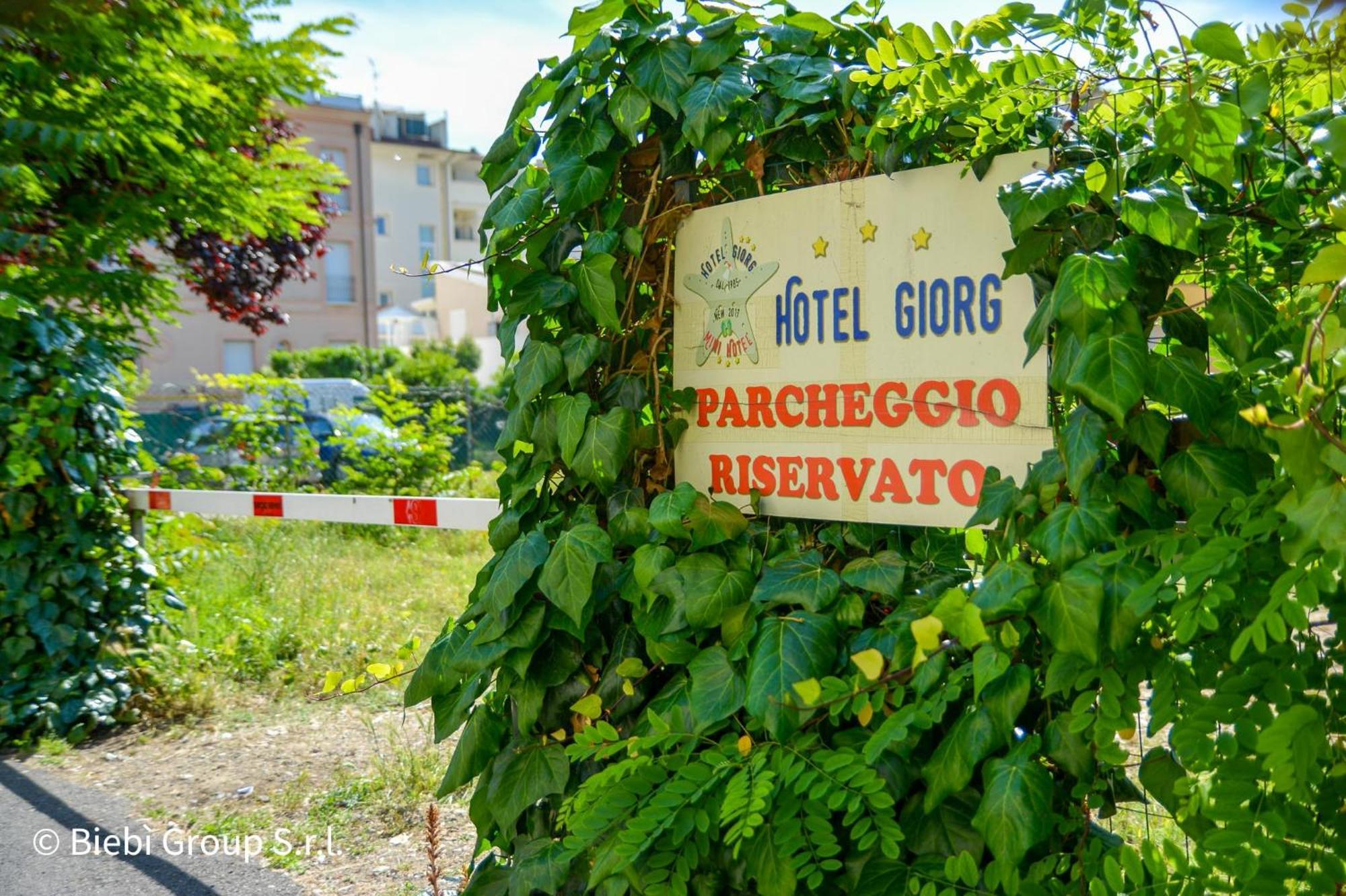 Hotel Giorg - Waterpark Included Rimini Exteriér fotografie